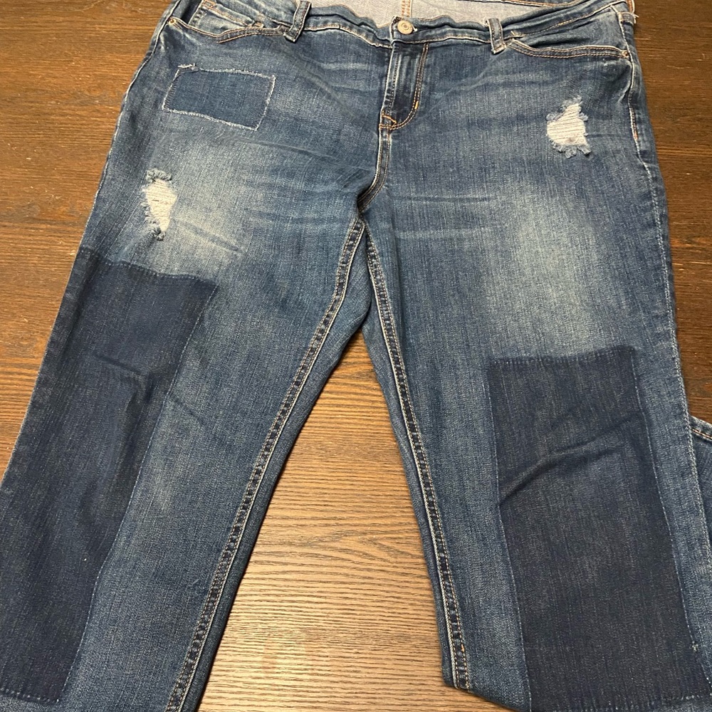 Old Navy Distressed Blue Boyfriend Jeans